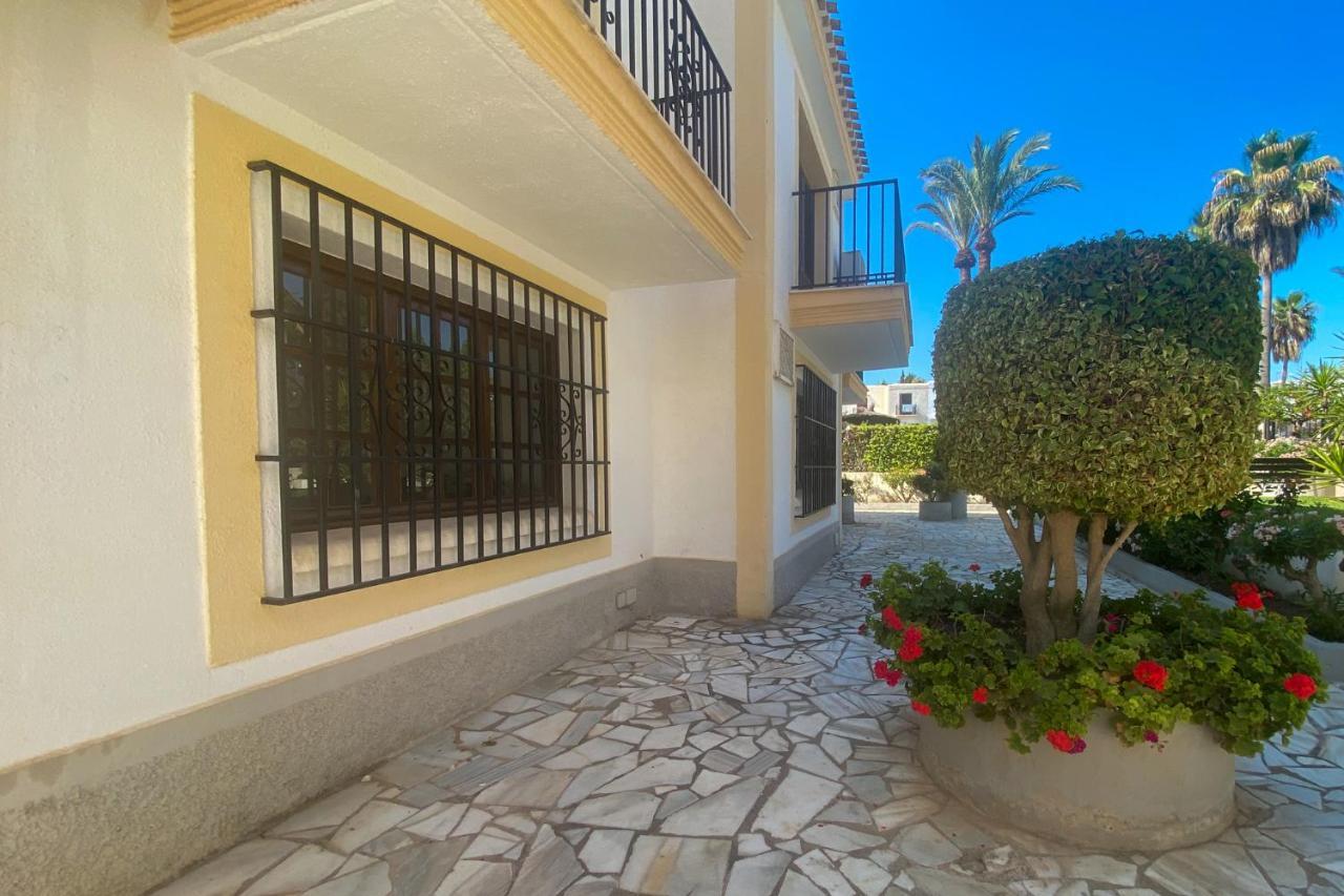 Lovely 1- Bedroom Rental With Pool, Close To The Beach Vera Zewnętrze zdjęcie